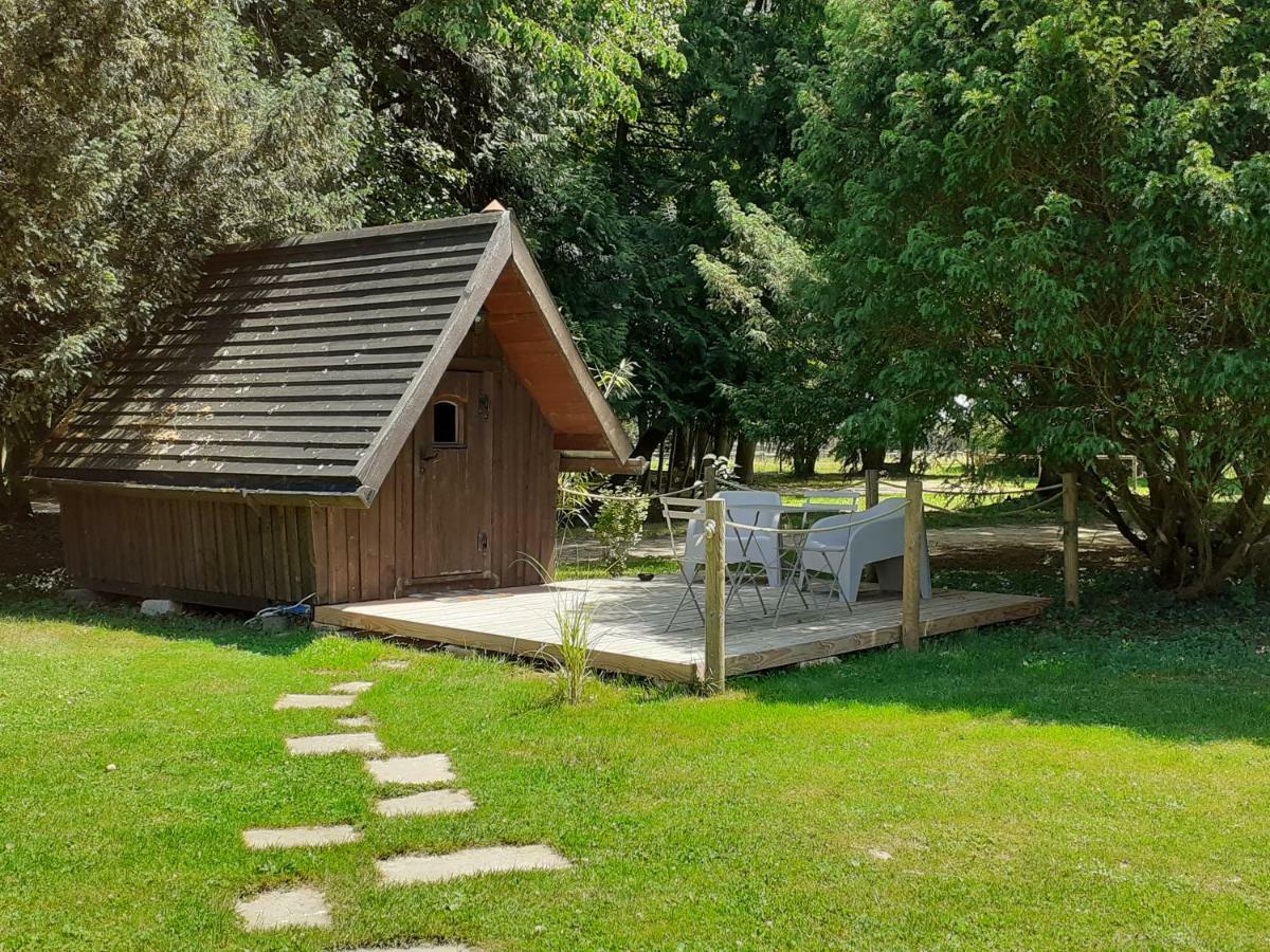Cabane Aligote Saint-Albain Exterior photo